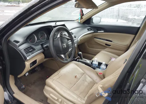 2011 Honda Accord Sdn 2.4 Se z USA, uszkodzony, nr VIN 1HGCP2F62BA078181